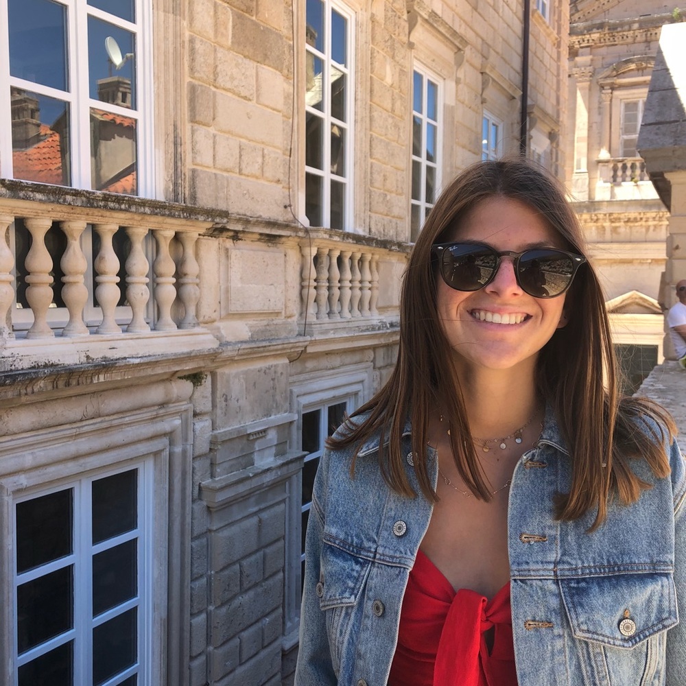 Meet your Posher, Lauren